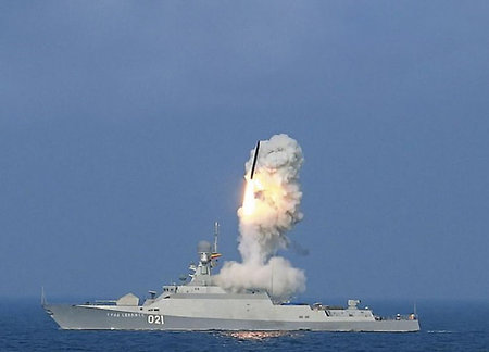 Caspian flotilla fires ‘Kalibr-NK’ at the enemy ships